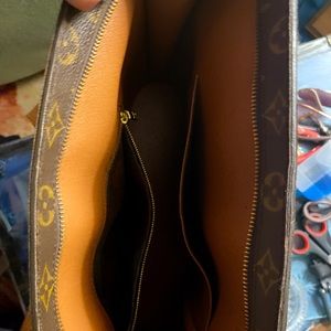 Louis Vuitton Babylone